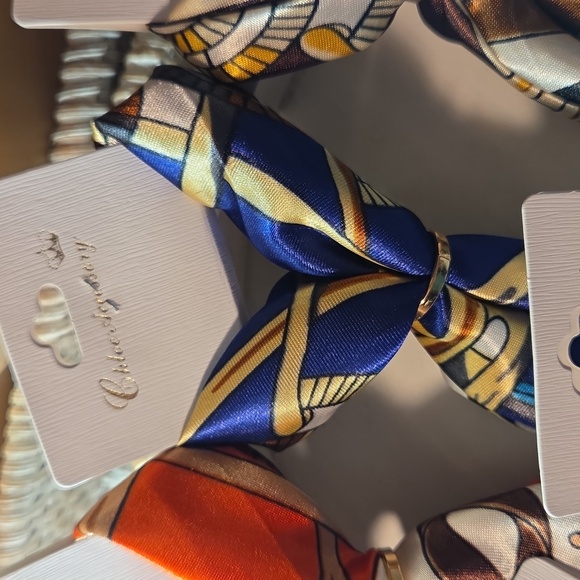 6 Silk Scarf Collection - Multicolor - Picture 6 of 7